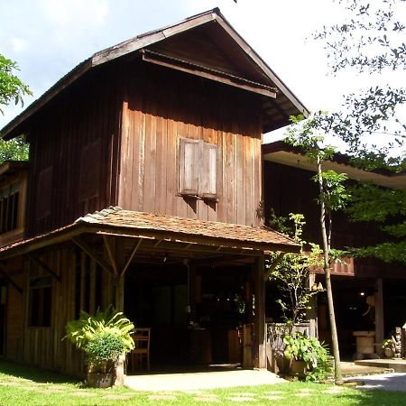 Tanita House Bed and Breakfast Chiang Mai Exteriör bild