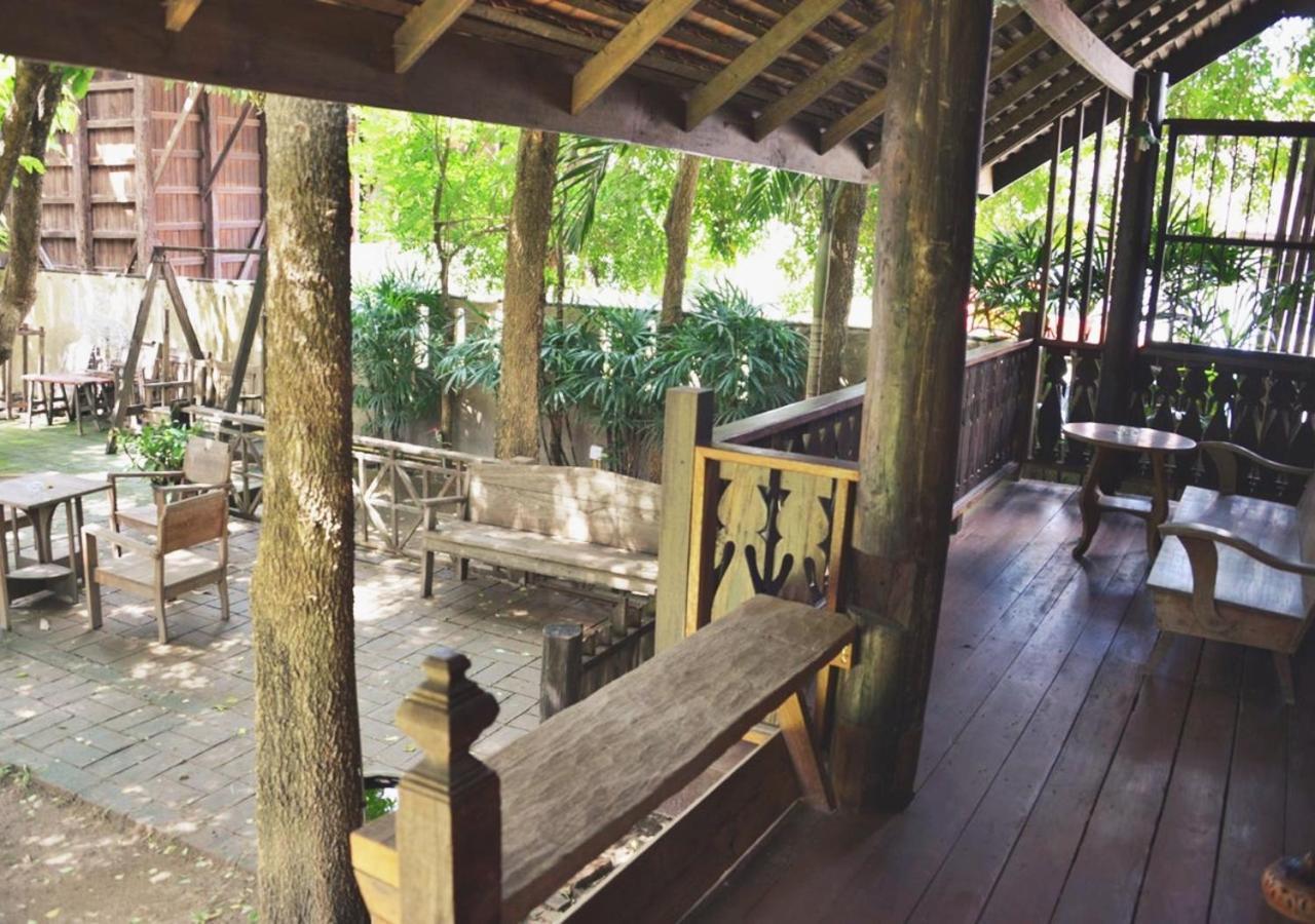 Tanita House Bed and Breakfast Chiang Mai Exteriör bild