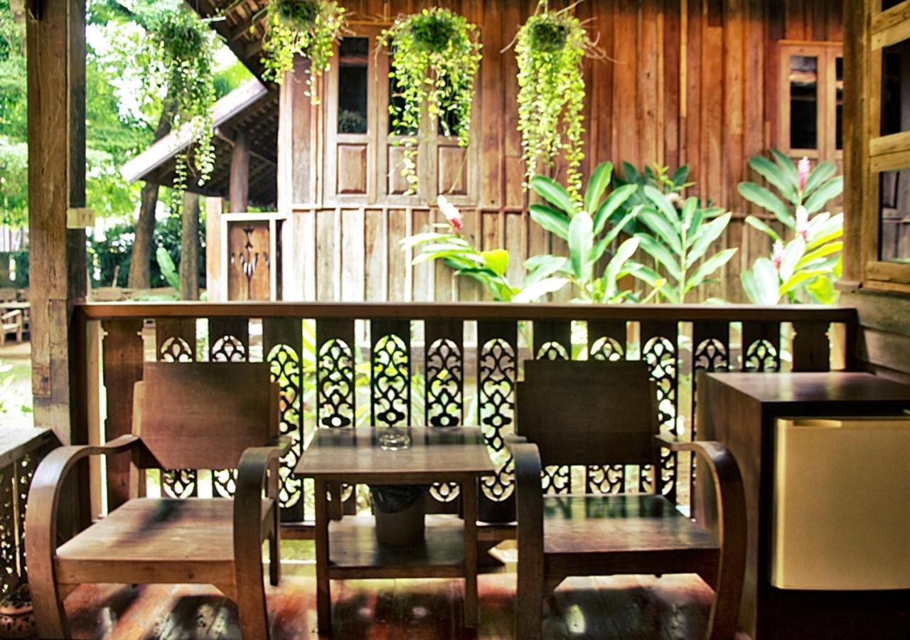 Tanita House Bed and Breakfast Chiang Mai Exteriör bild