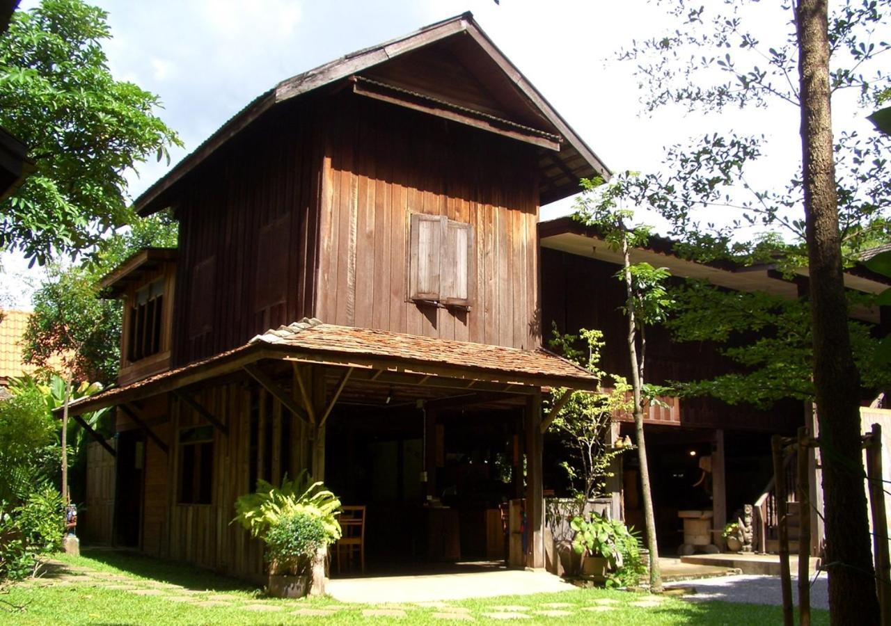 Tanita House Bed and Breakfast Chiang Mai Exteriör bild
