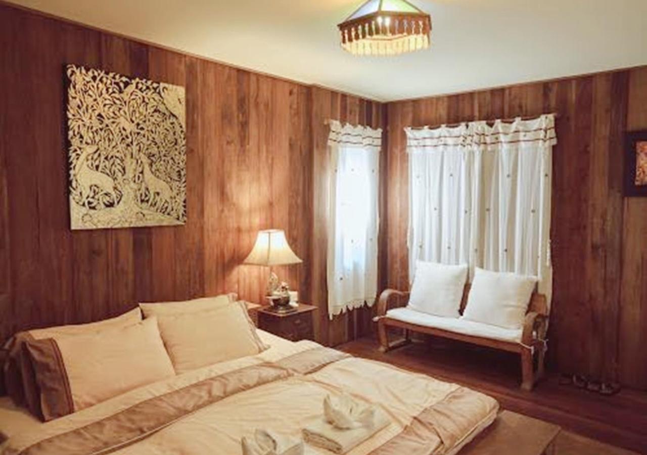 Tanita House Bed and Breakfast Chiang Mai Exteriör bild