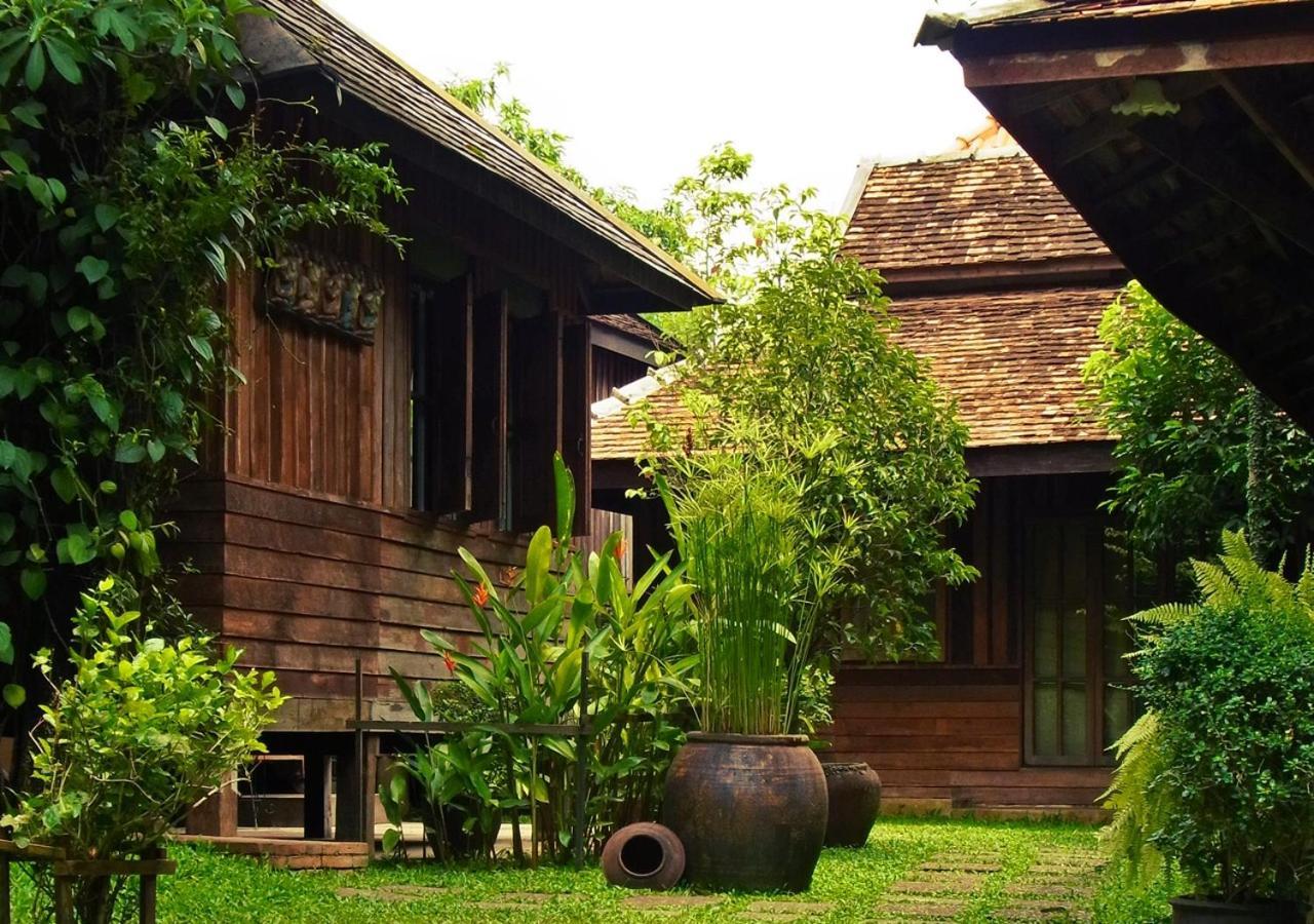 Tanita House Bed and Breakfast Chiang Mai Exteriör bild