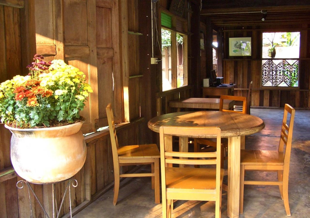 Tanita House Bed and Breakfast Chiang Mai Exteriör bild