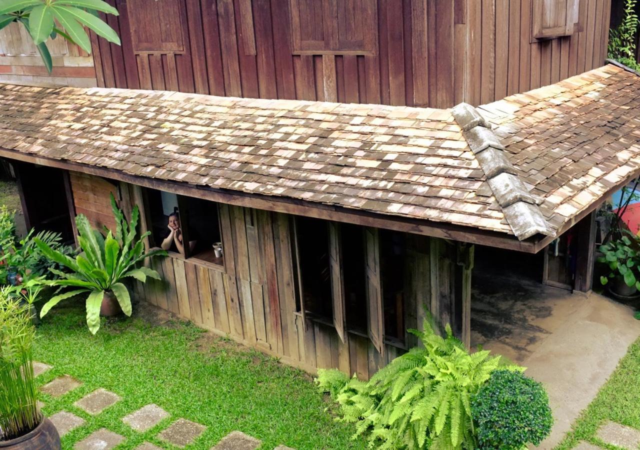 Tanita House Bed and Breakfast Chiang Mai Exteriör bild