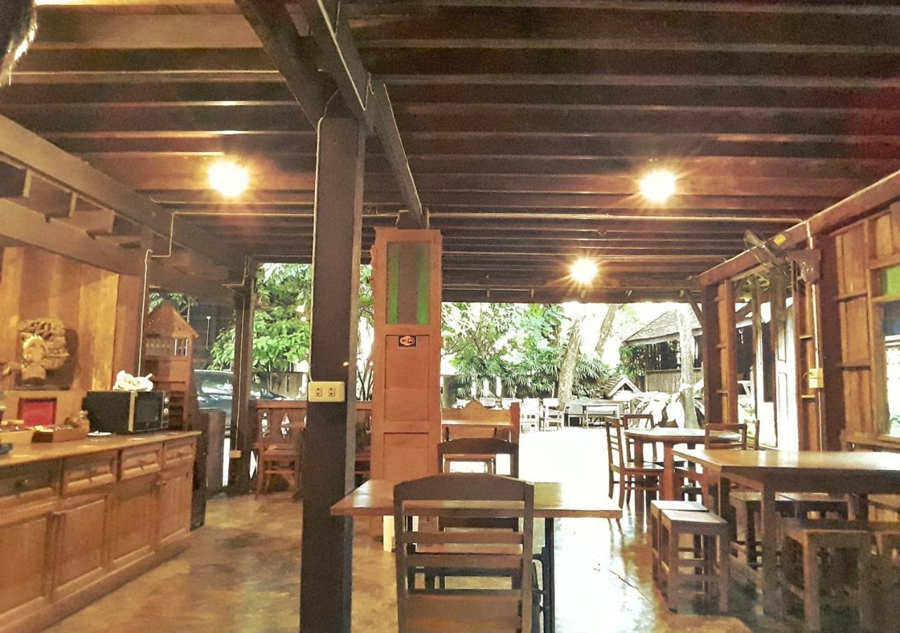 Tanita House Bed and Breakfast Chiang Mai Exteriör bild