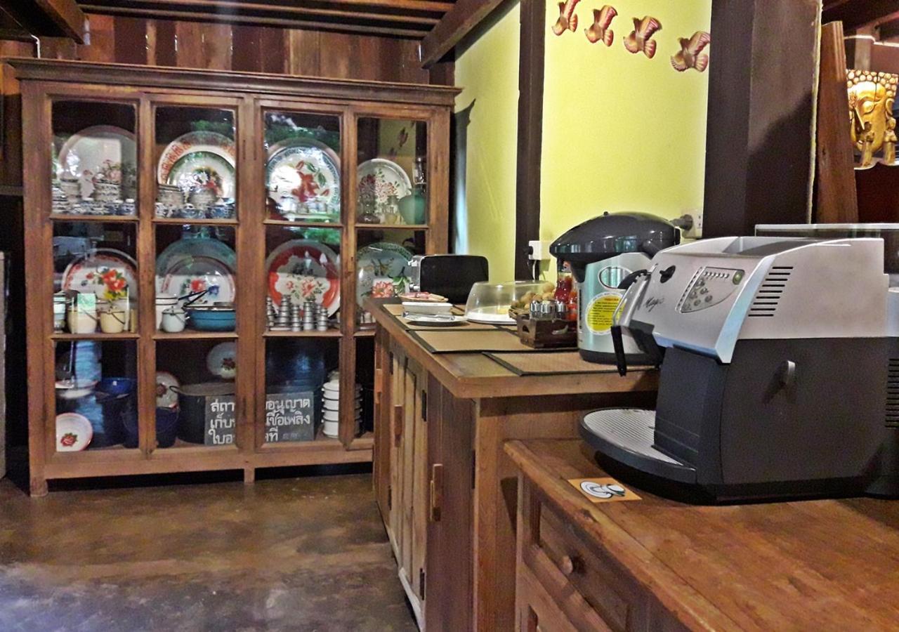 Tanita House Bed and Breakfast Chiang Mai Exteriör bild